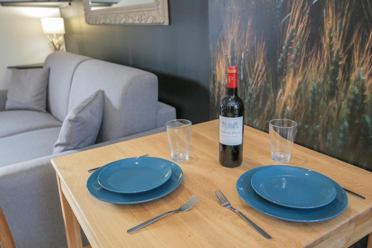 Les Champs, T2 Hypercentre Chic Et Cosy Wifi Par Sovalfi Lejlighed Saint-Etienne  Eksteriør billede
